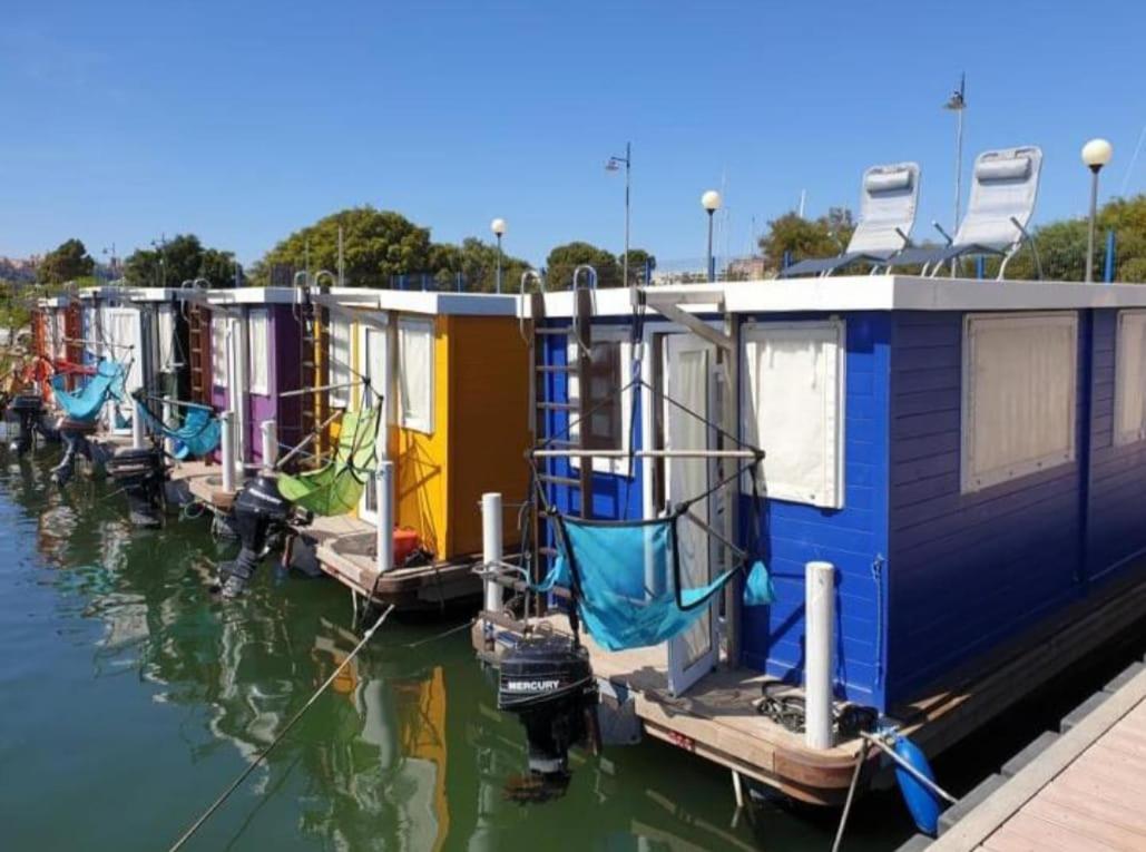 Отель Houseboat Sardinia Альгеро Экстерьер фото
