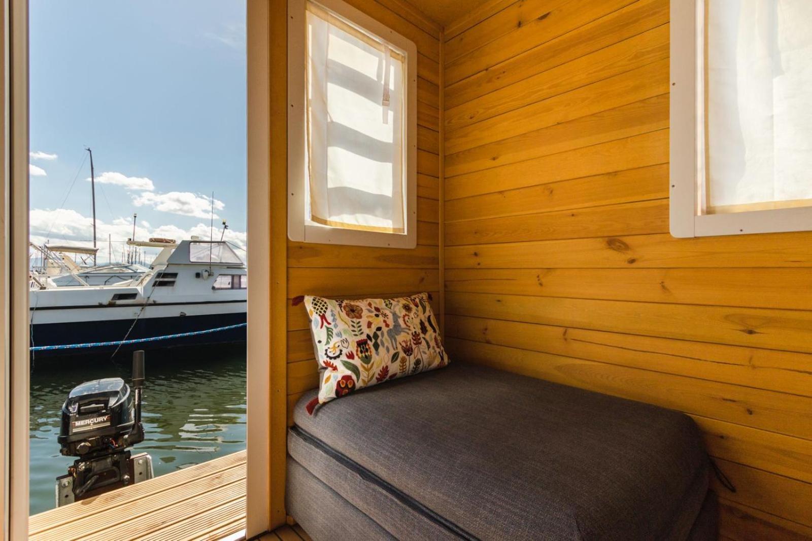 Отель Houseboat Sardinia Альгеро Экстерьер фото